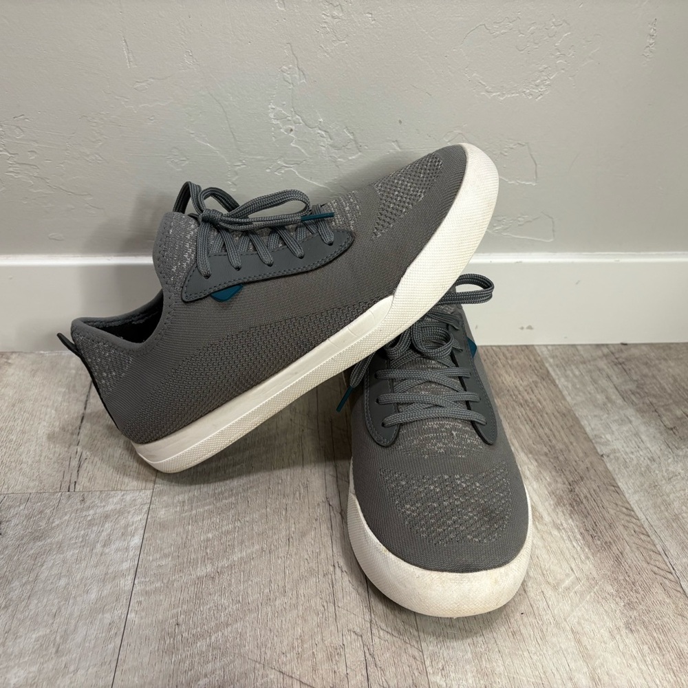 Men’s Vessi Waterproof Sneaker | Size 10